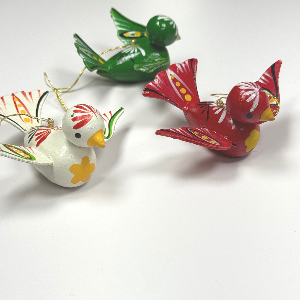 Vintage Hand Painted Wooden Bird Ornaments- Set of 3 Folk Art Taiwan Red Green